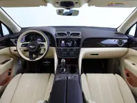 Bentley Bentayga V8 Bentley Bentayga Atelier Edition 4 404kW thumbnail