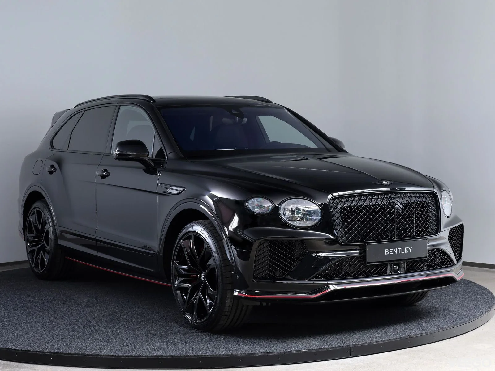 Bentley BENTAYGA SPEED Bentley V8 478kw 4 478kW