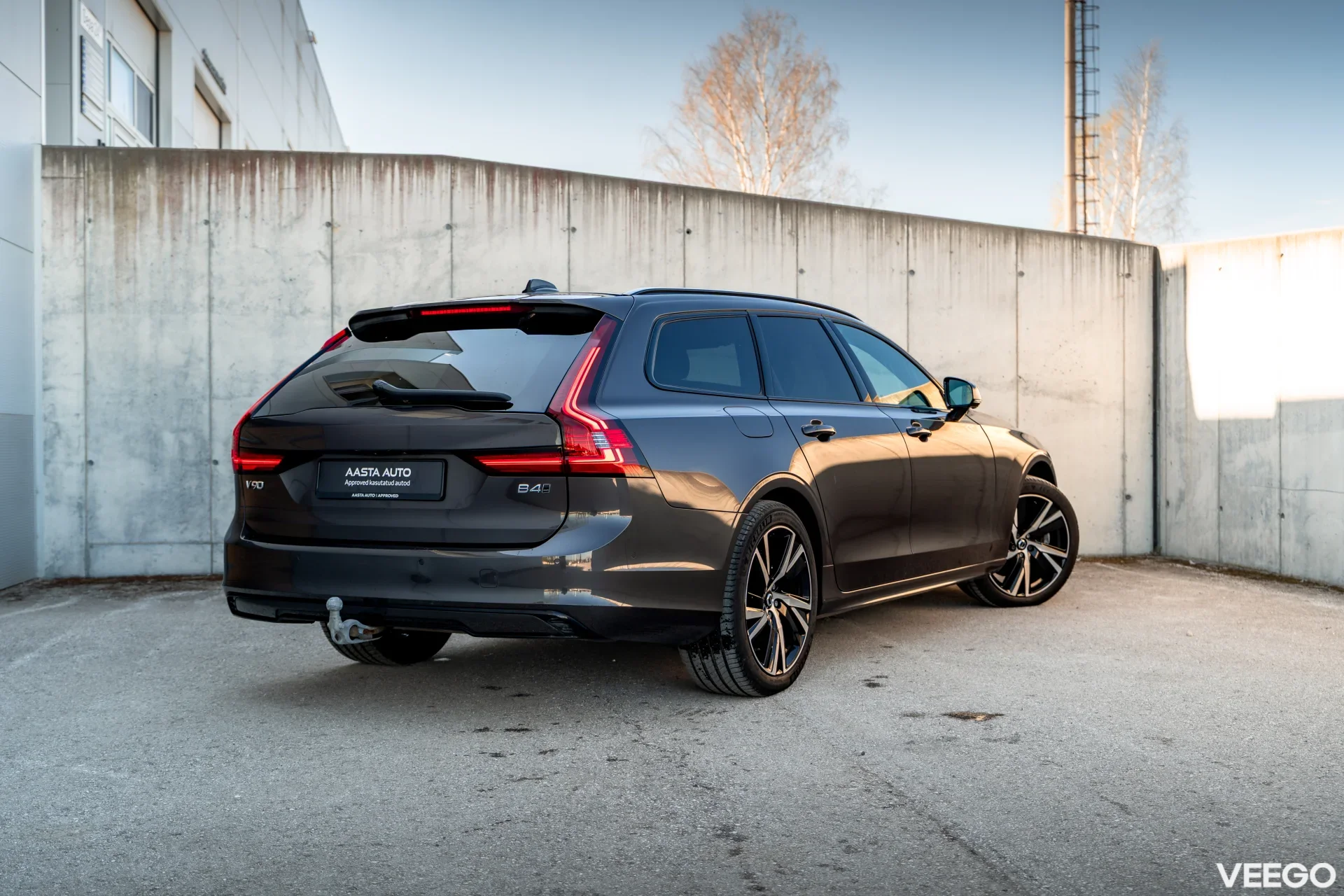 Volvo V90 2.0 145kW