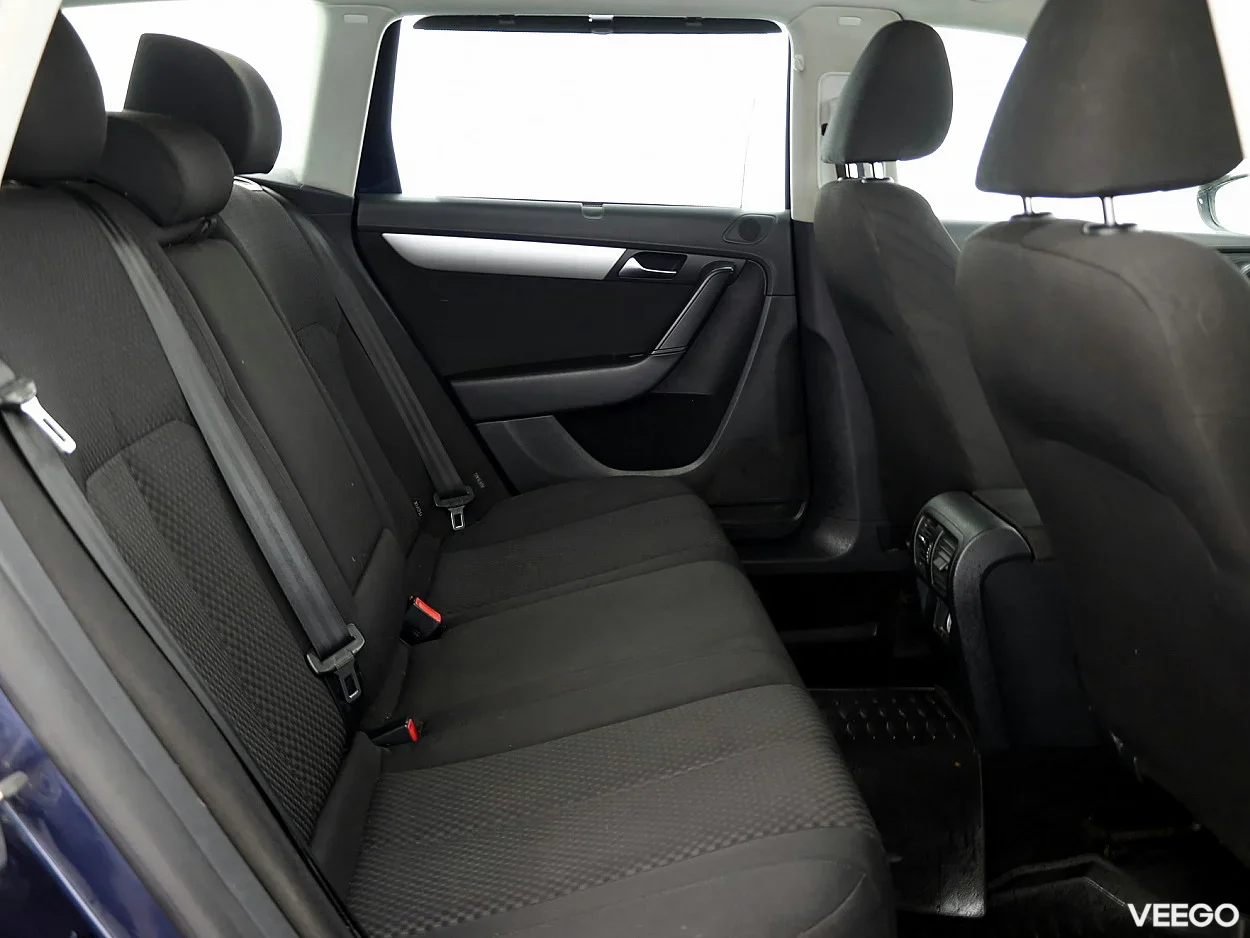 Volkswagen Passat 1.6 77kW