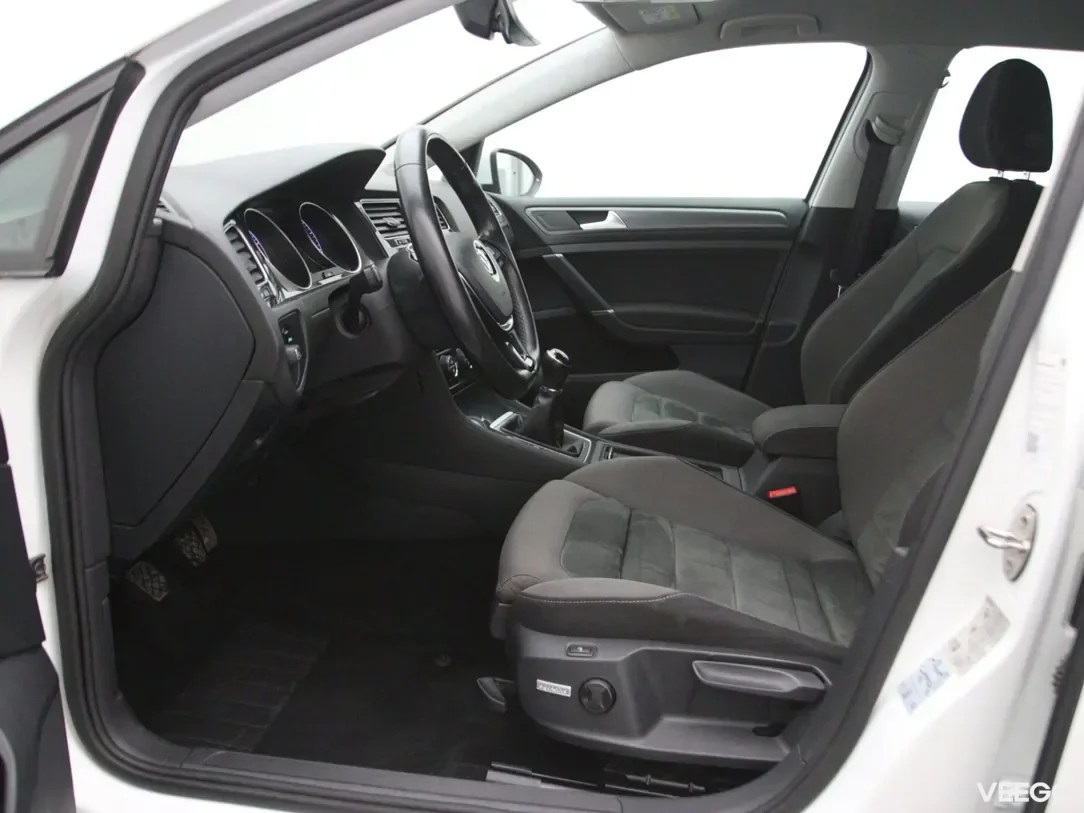 Volkswagen Golf 1.5 96kW