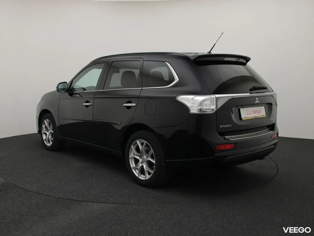 Mitsubishi Outlander 2 149kW