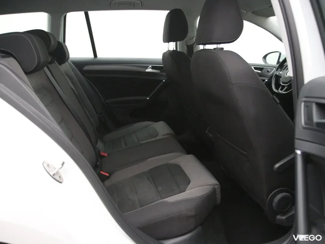 Volkswagen Golf 1.5 96kW