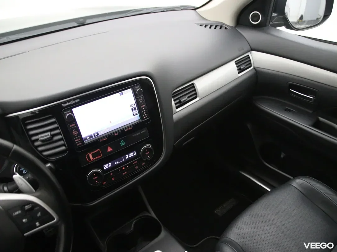 Mitsubishi Outlander 2 149kW