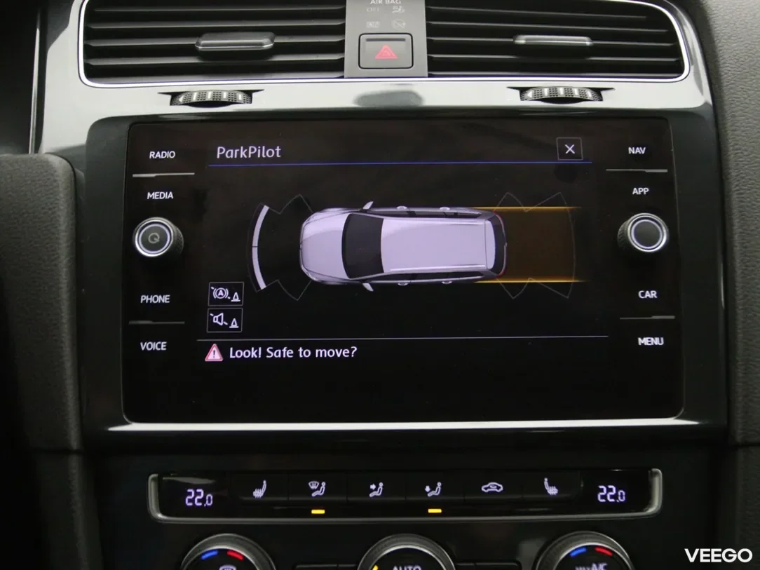 Volkswagen Golf 1.5 96kW