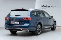 Volkswagen Passat 158kW thumbnail