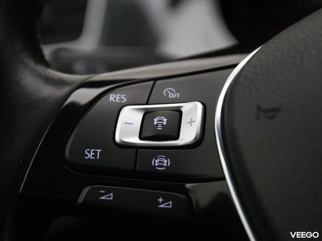 Volkswagen Golf 1.5 96kW