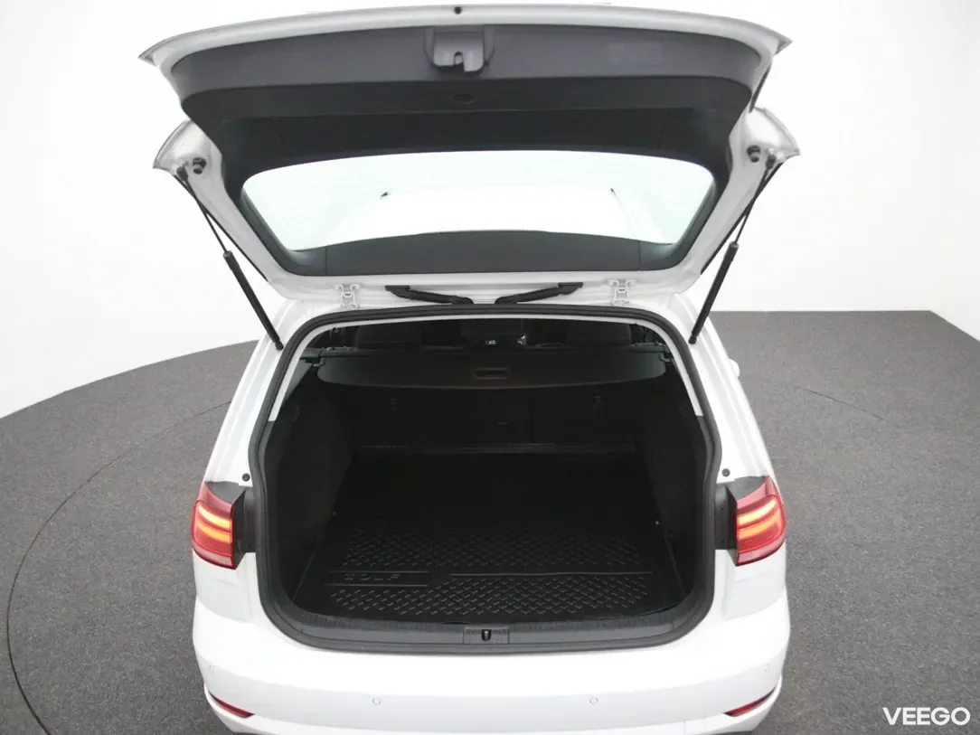 Volkswagen Golf 1.5 96kW