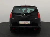 Peugeot 5008 2 110kW thumbnail