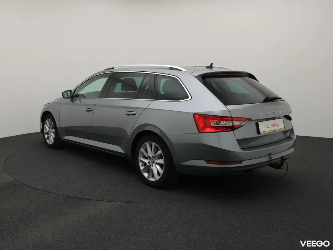 Skoda Superb 1.4 160kW