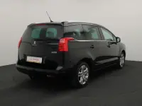 Peugeot 5008 2 110kW thumbnail