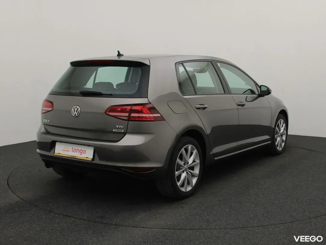 Volkswagen Golf 1.6 81kW