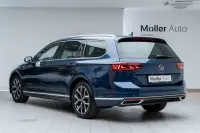 Volkswagen Passat 158kW thumbnail