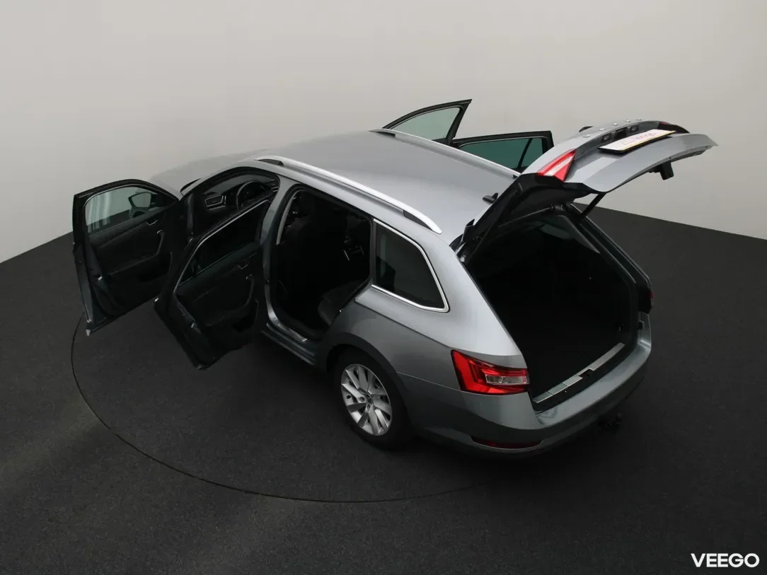 Skoda Superb 1.4 160kW