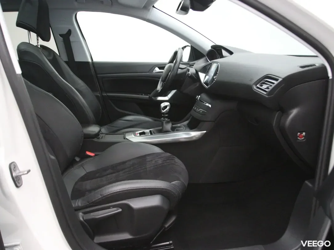 Peugeot 308 1.2 96kW