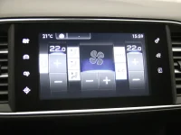 Peugeot 308 1.2 96kW thumbnail