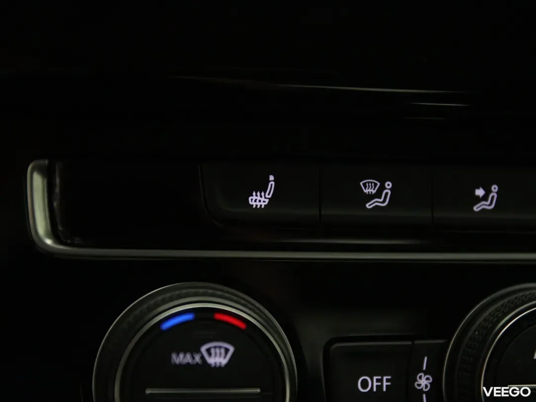 Volkswagen Golf 1.6 81kW