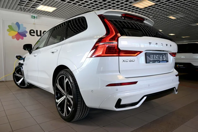 Image of Volvo XC60 AWD B&W 4C LUXURY+ ULTRA DARK XENIUM INTELLI FULL 2 293kW