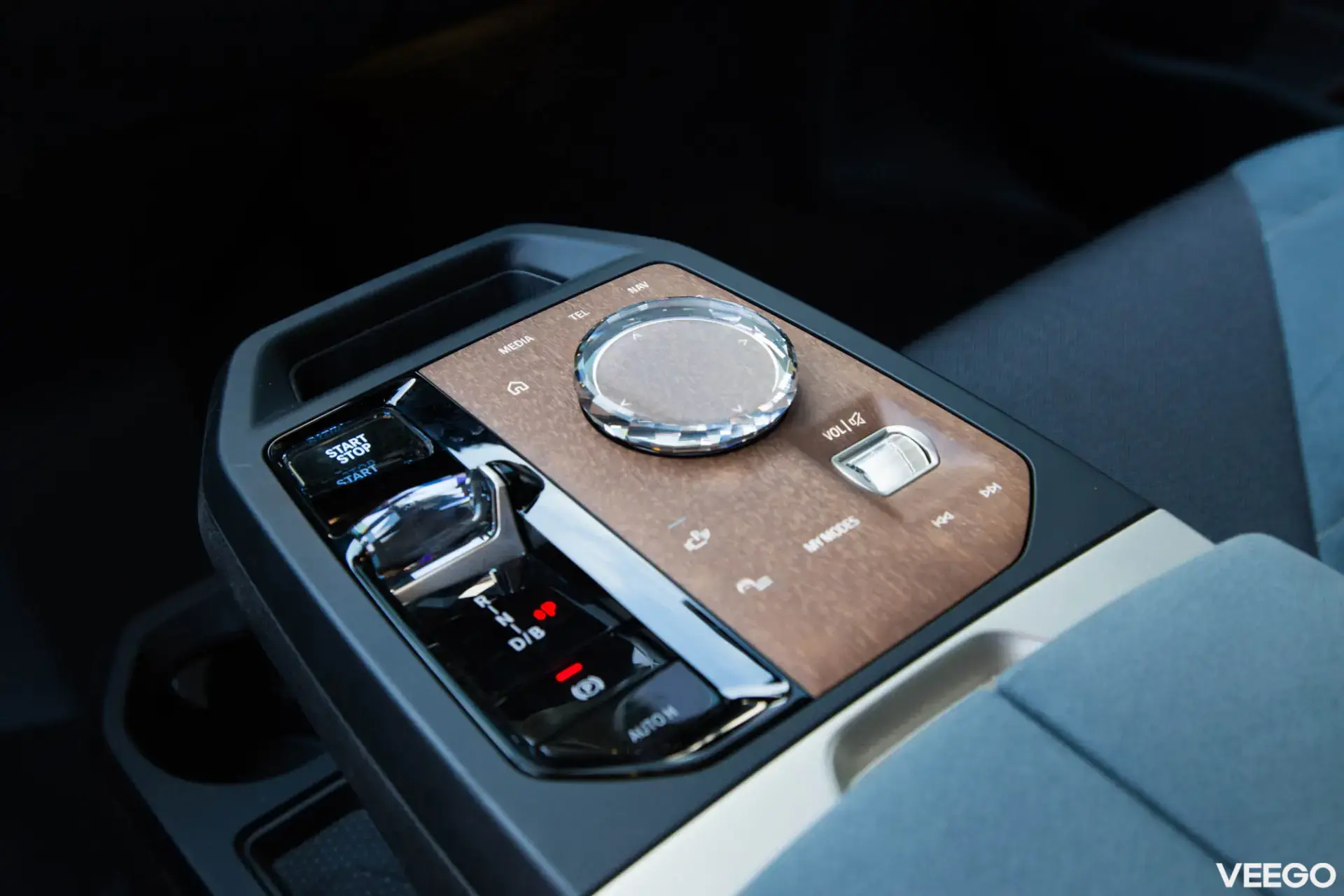 BMW iX xDrive40 0.0 102kW