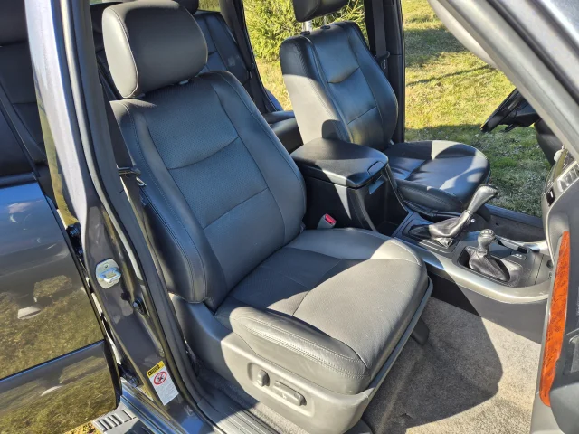 Image of Toyota Land Cruiser 120 3.0 127kW