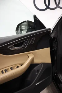 Audi Q8 210kW thumbnail