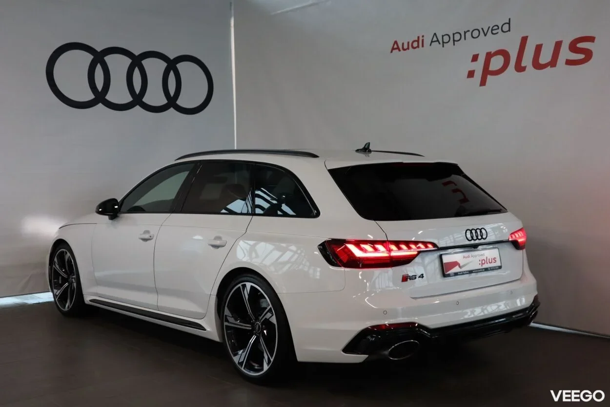 Audi RS 4 331kW