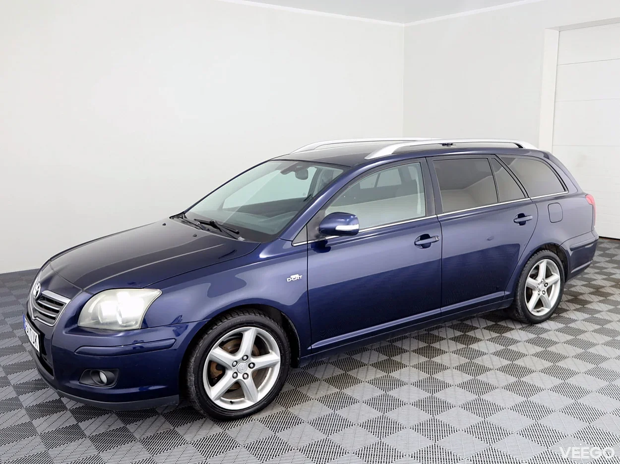 Toyota Avensis 2.2 130kW