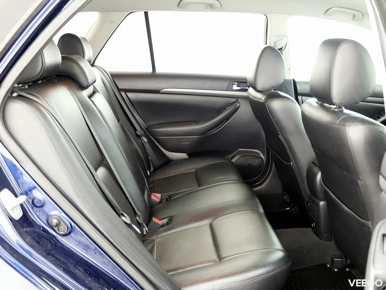 Toyota Avensis 2.2 130kW