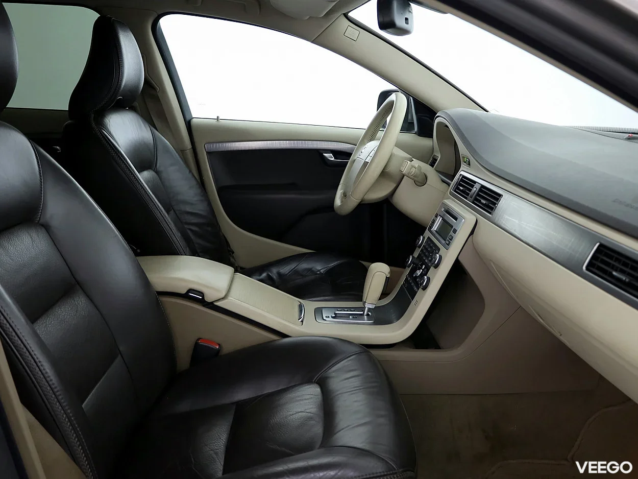 Volvo XC70 2.4 136kW