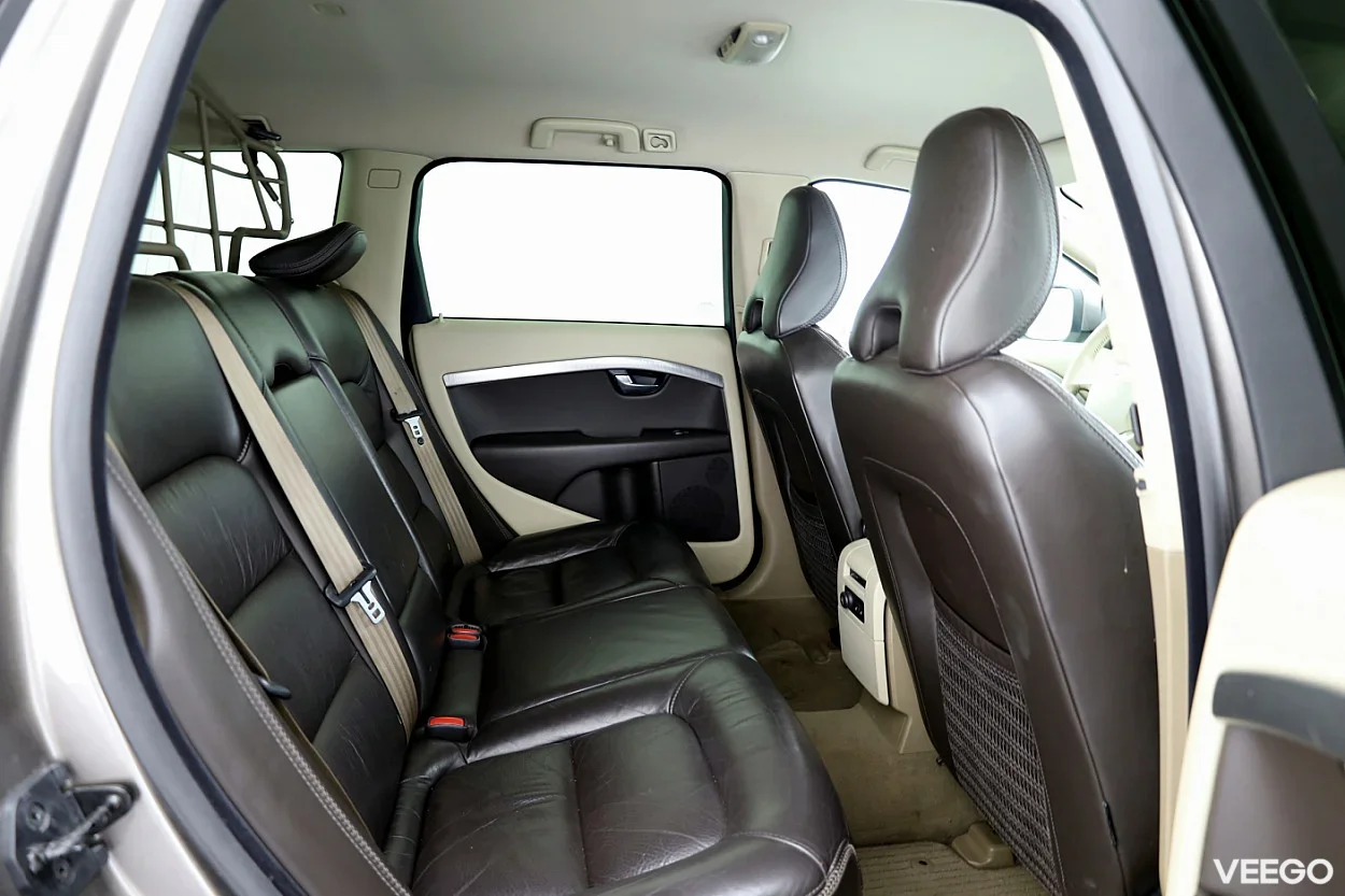 Volvo XC70 2.4 136kW