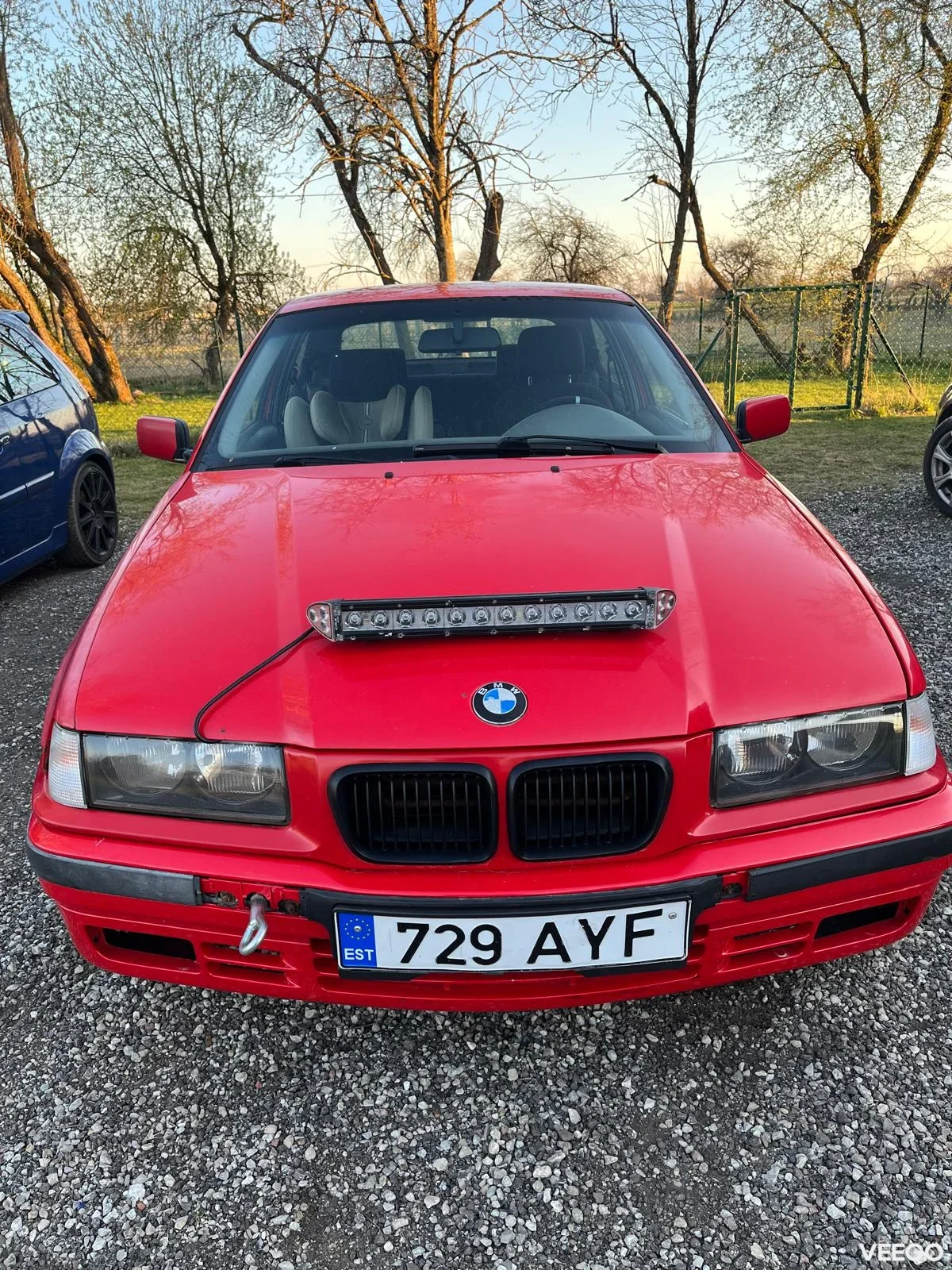 BMW 318 1.9 103kW