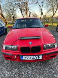 BMW 318 1.9 103kW thumbnail