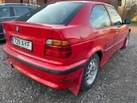 BMW 318 1.9 103kW thumbnail