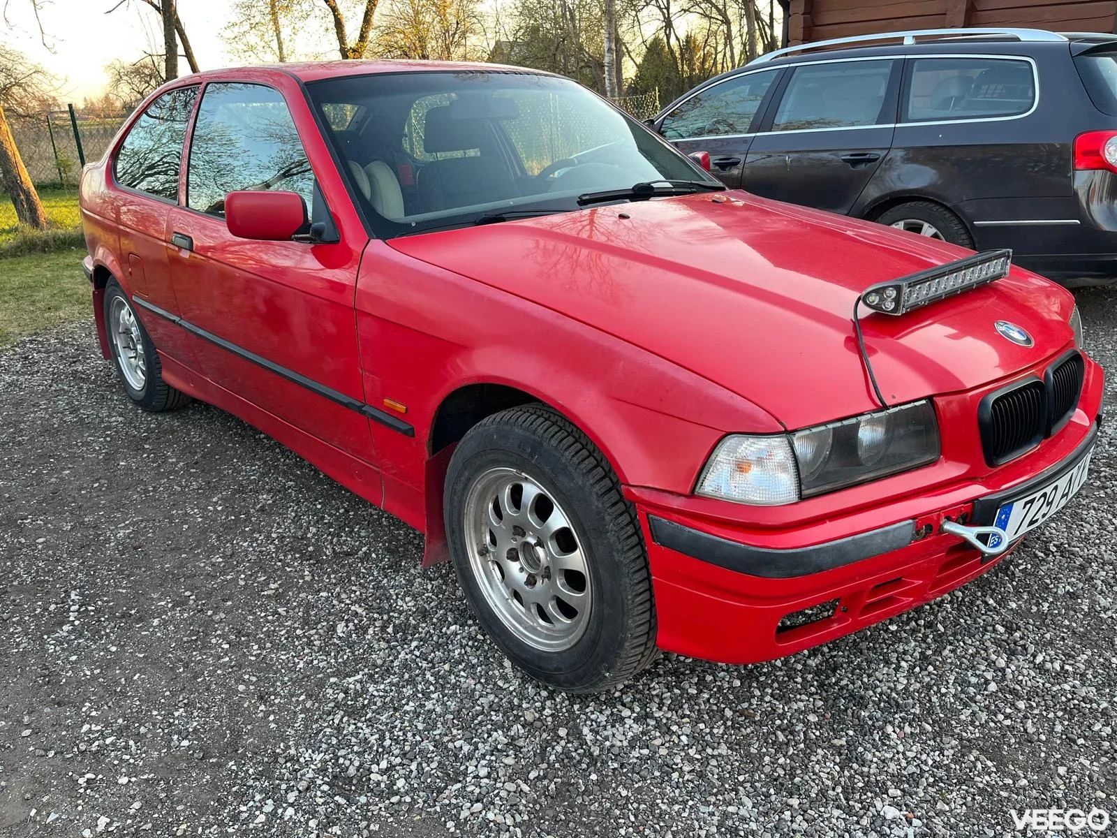 BMW 318 1.9 103kW