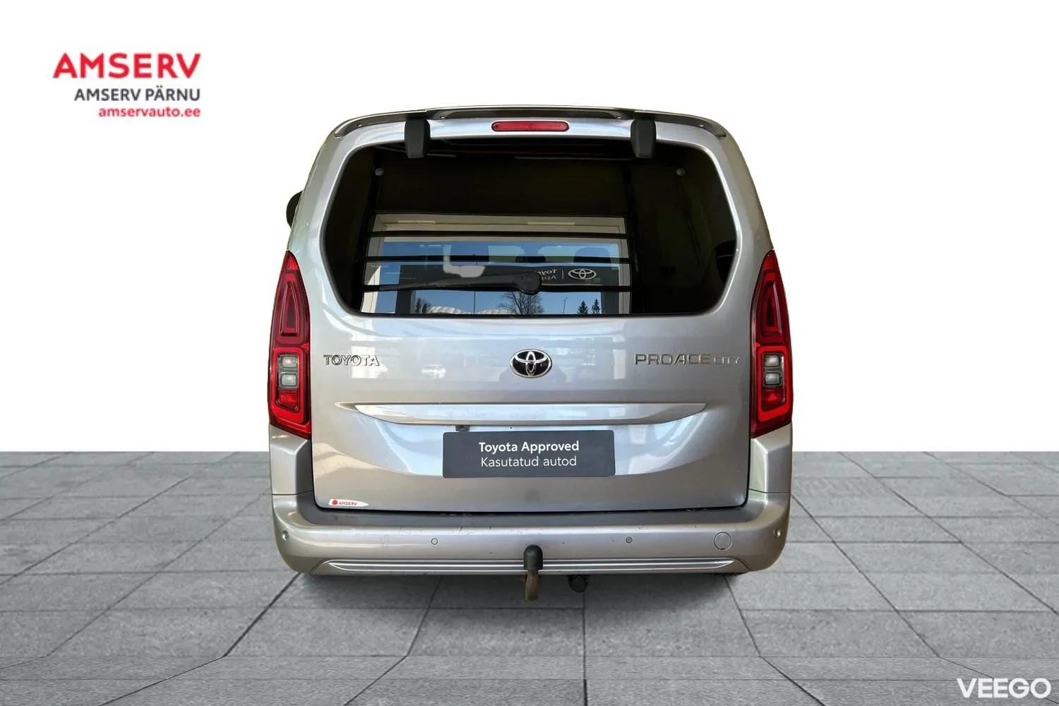 Toyota Proace City Long Double side door Family 1.5 96kW