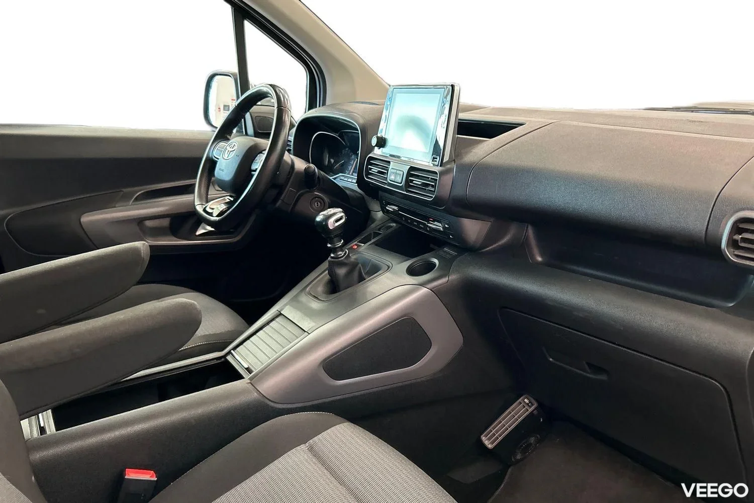 Toyota Proace City Long Double side door Family 1.5 96kW