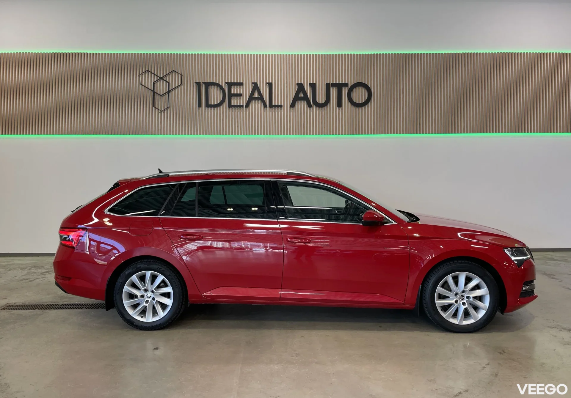 Skoda Superb Combi Elegance FL 110kW