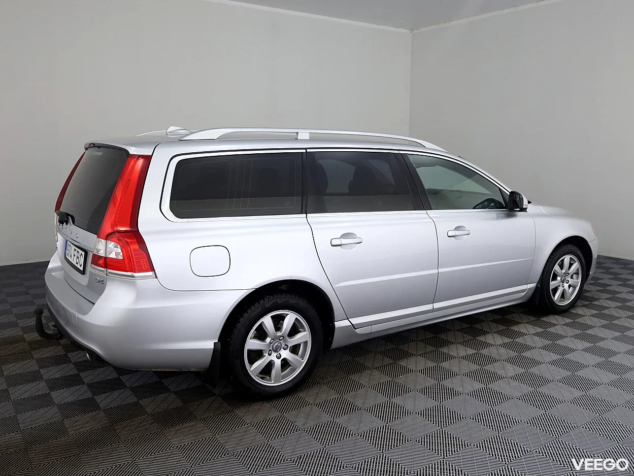 Volvo V70 2.0 133kW