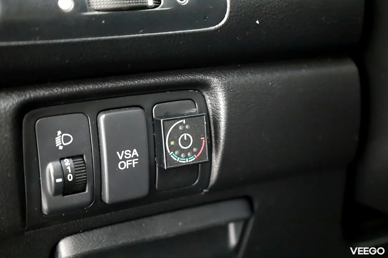 Honda Accord 2.0 114kW