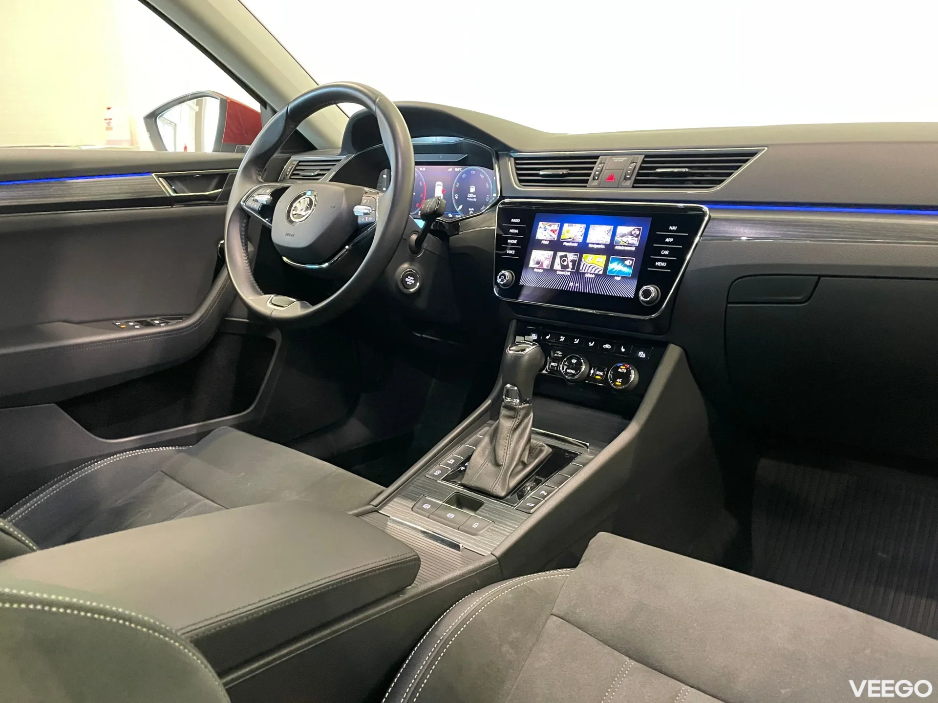 Skoda Superb Combi Elegance FL 110kW