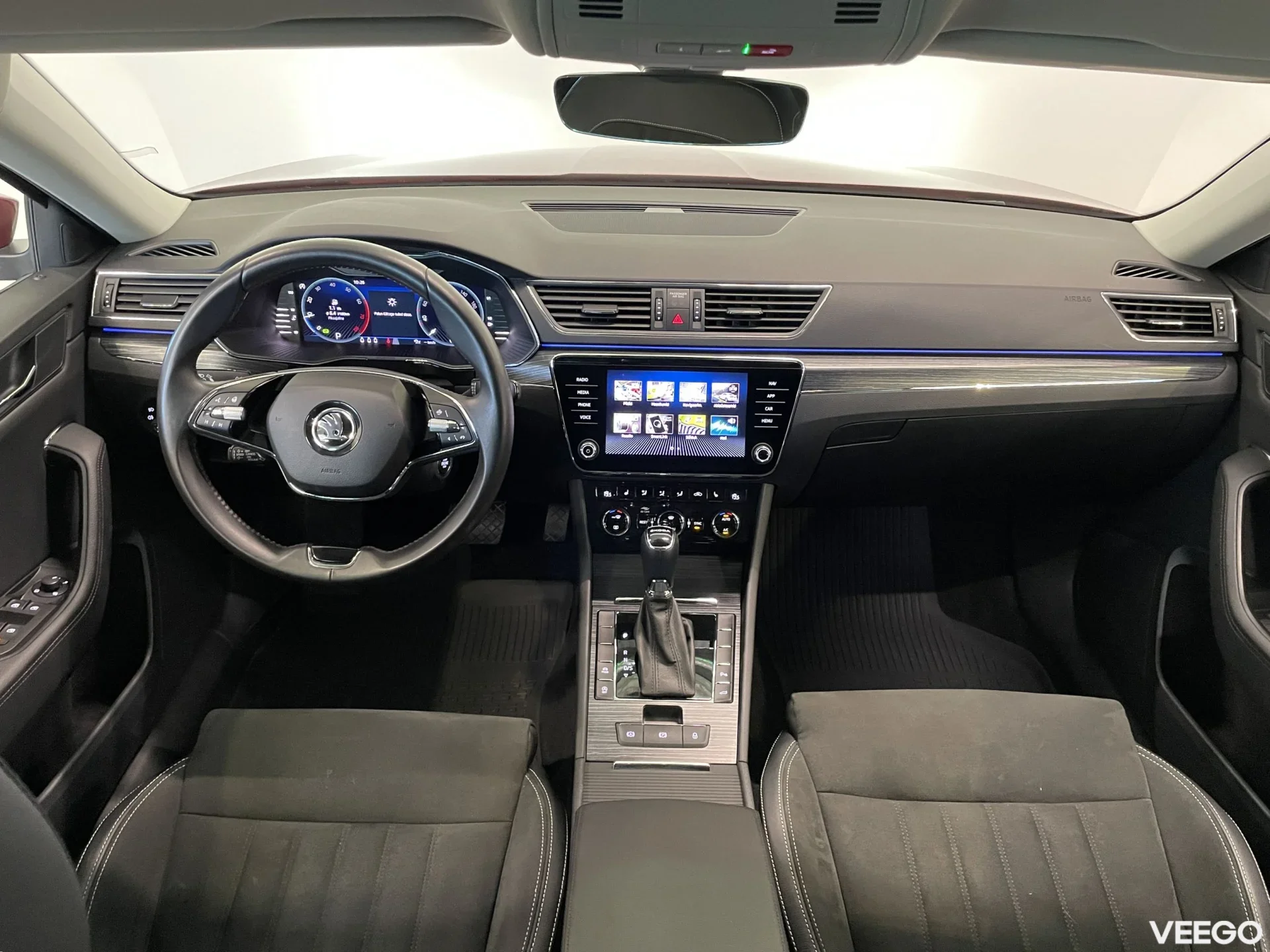 Skoda Superb Combi Elegance FL 110kW