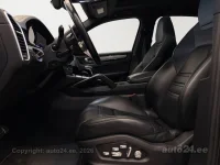 Porsche Cayenne S - 2.9 324kW