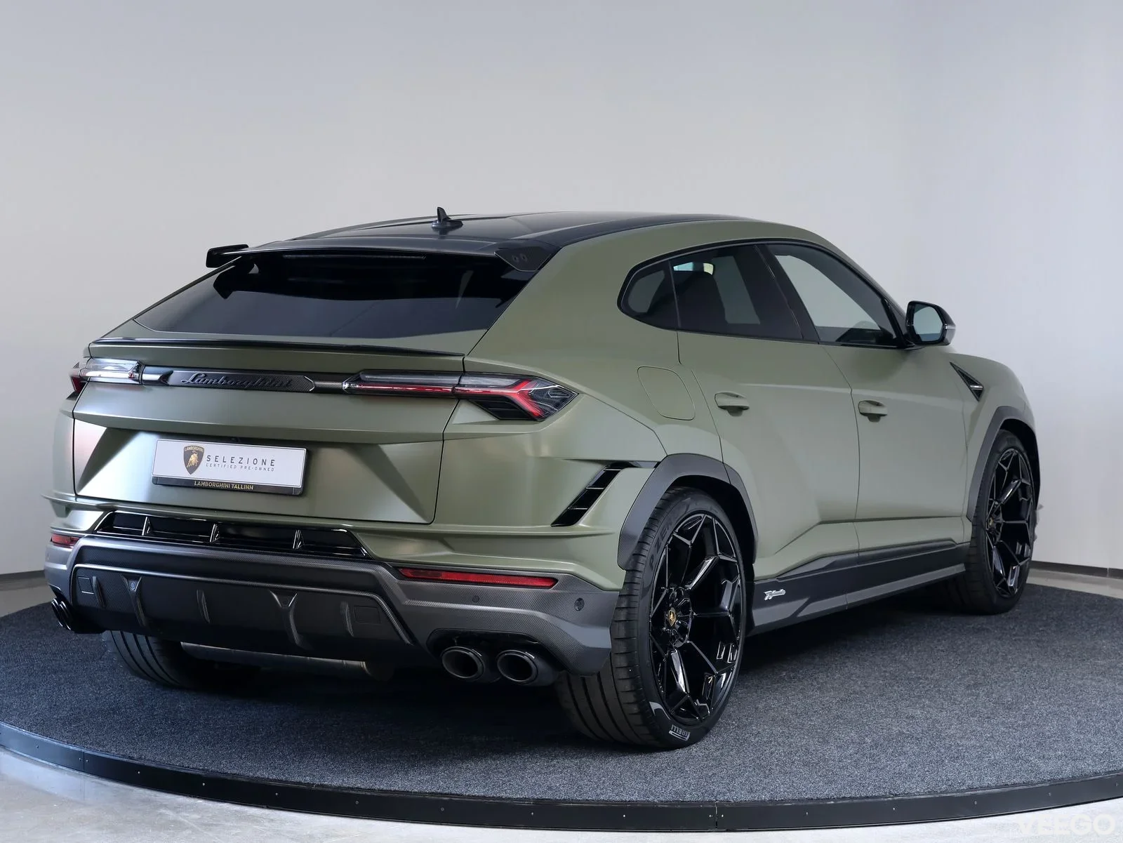 Lamborghini Urus Performante 490kW