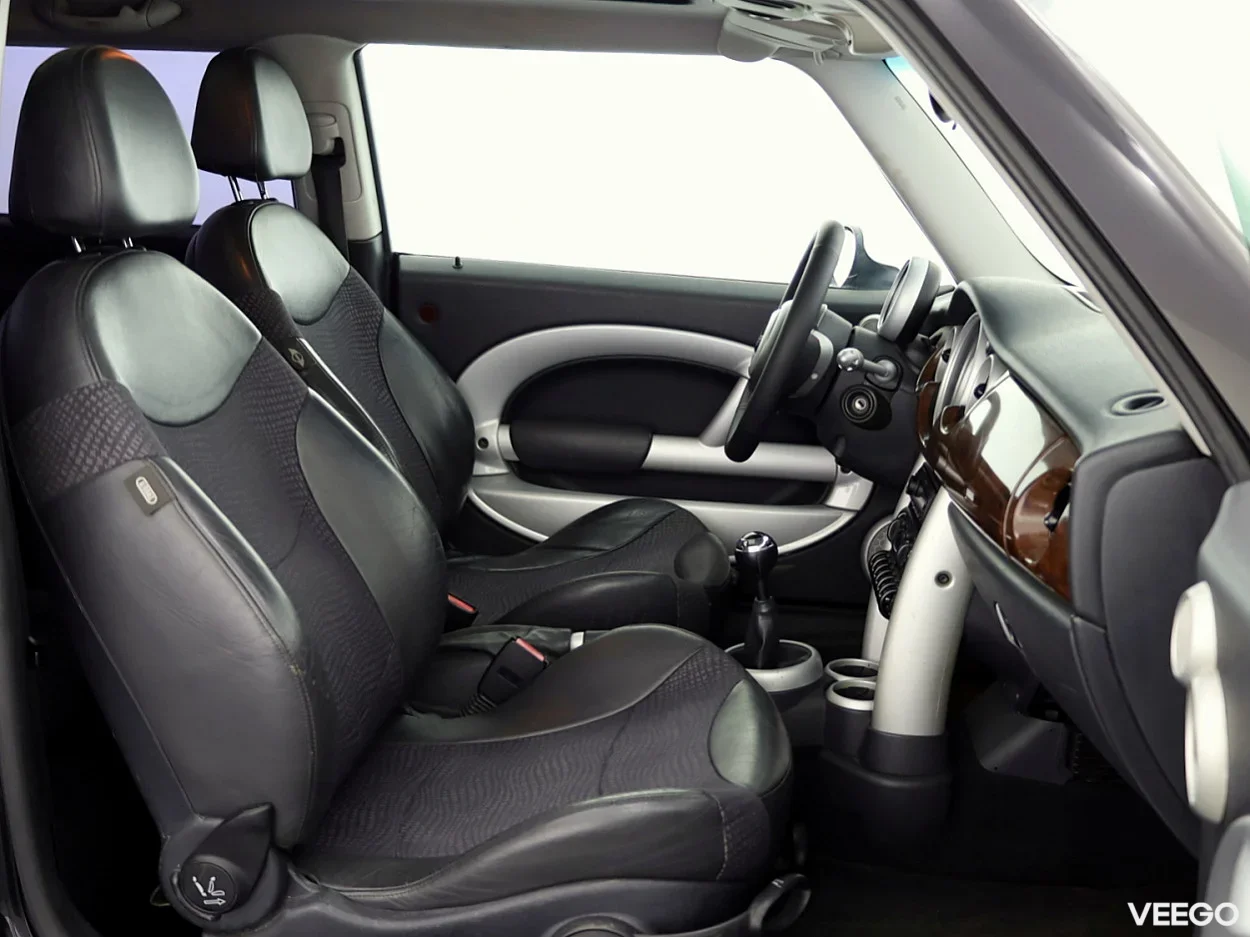 Mini Cooper 1.6 85kW