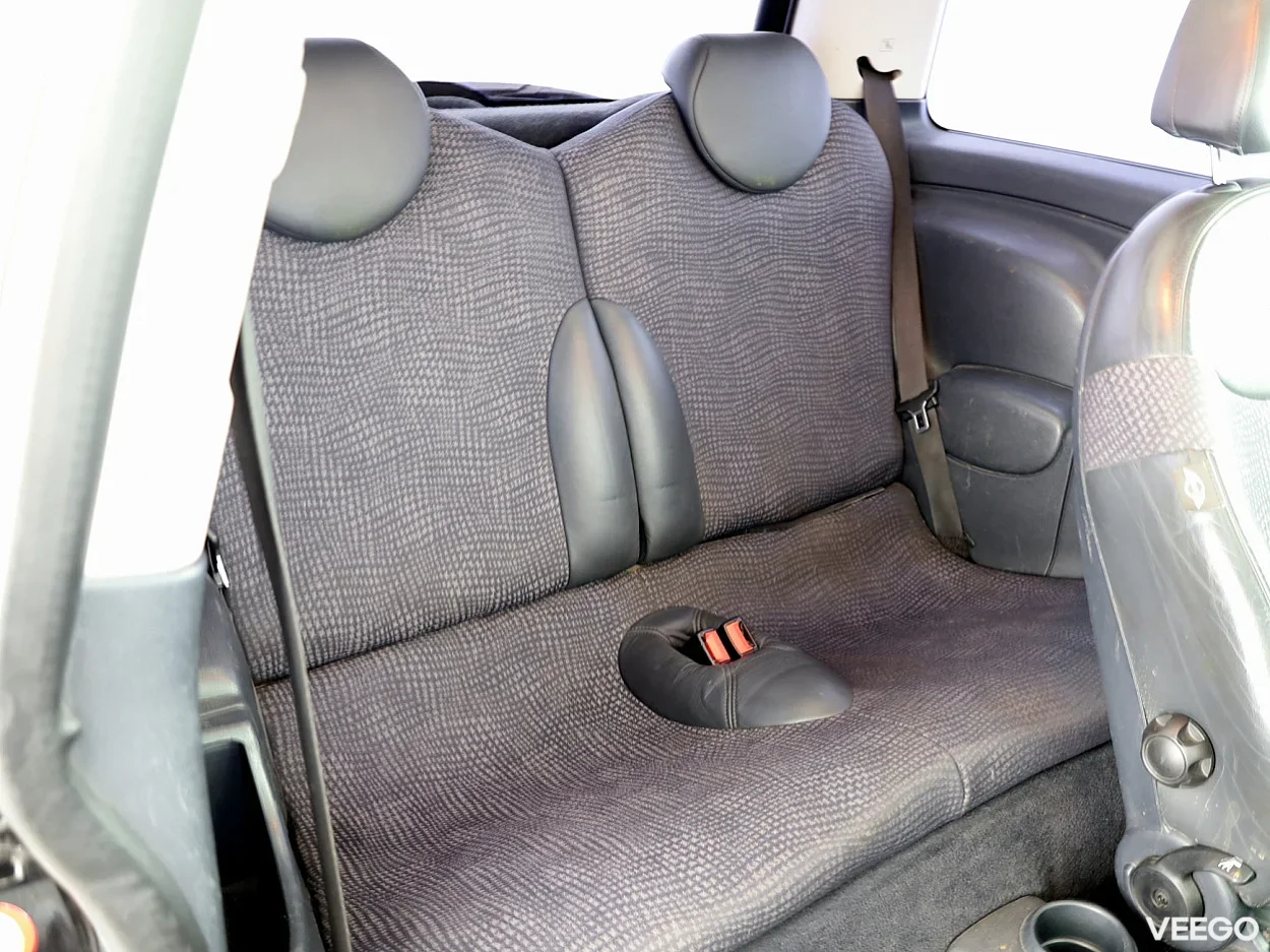 Mini Cooper 1.6 85kW