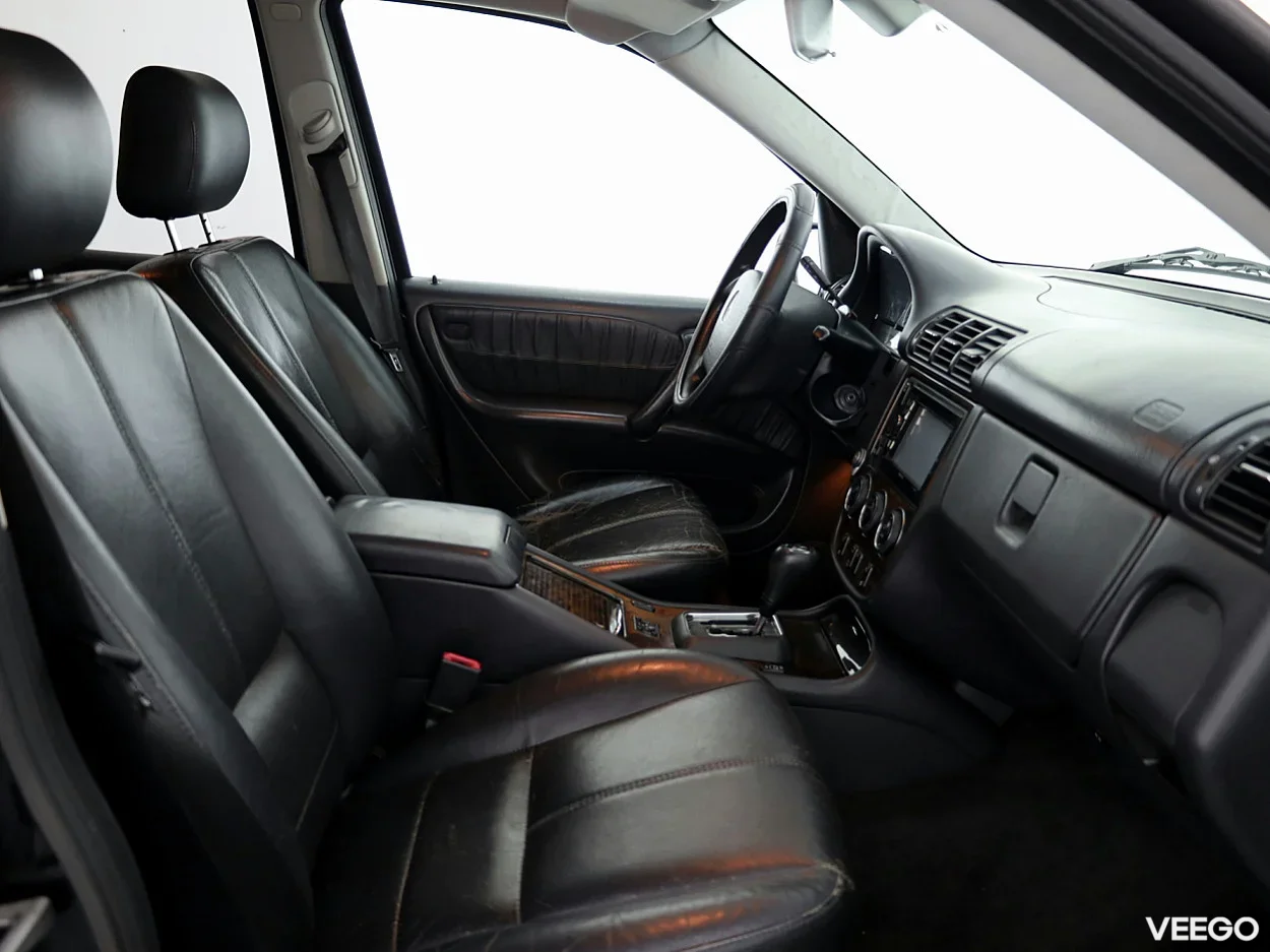 Mercedes-Benz ML270 2.7 121kW