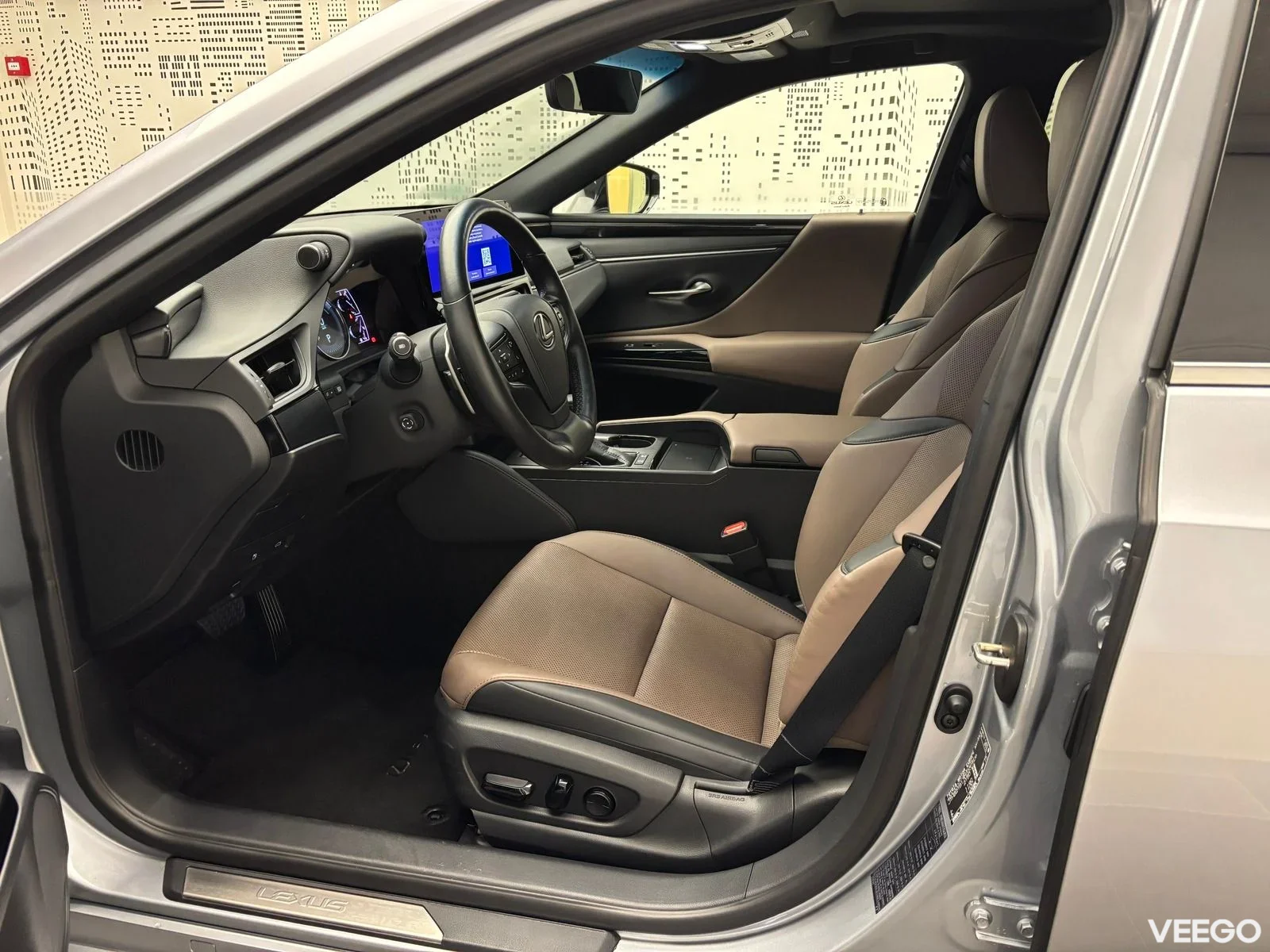 Lexus ES 300h - 131kW