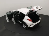 Toyota C-HR 1.8 90kW thumbnail