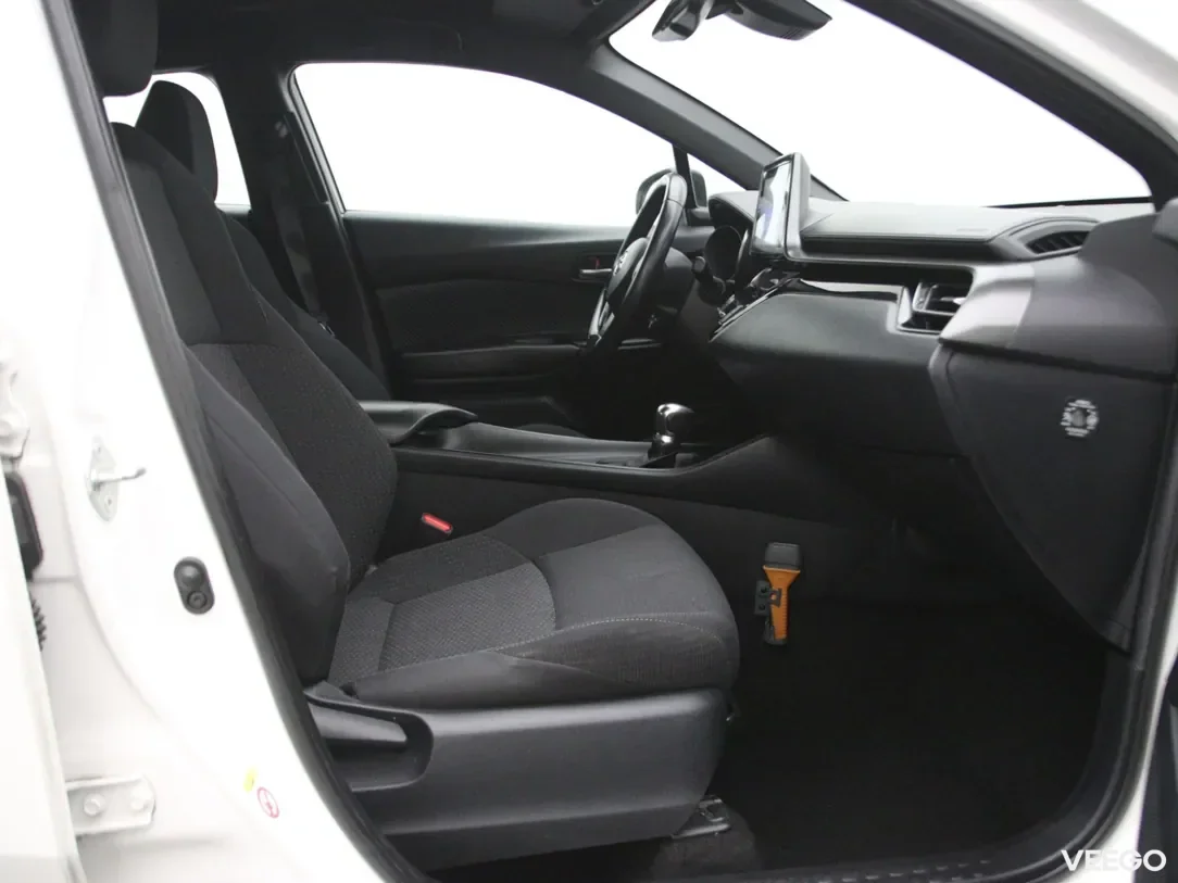 Toyota C-HR 1.8 90kW