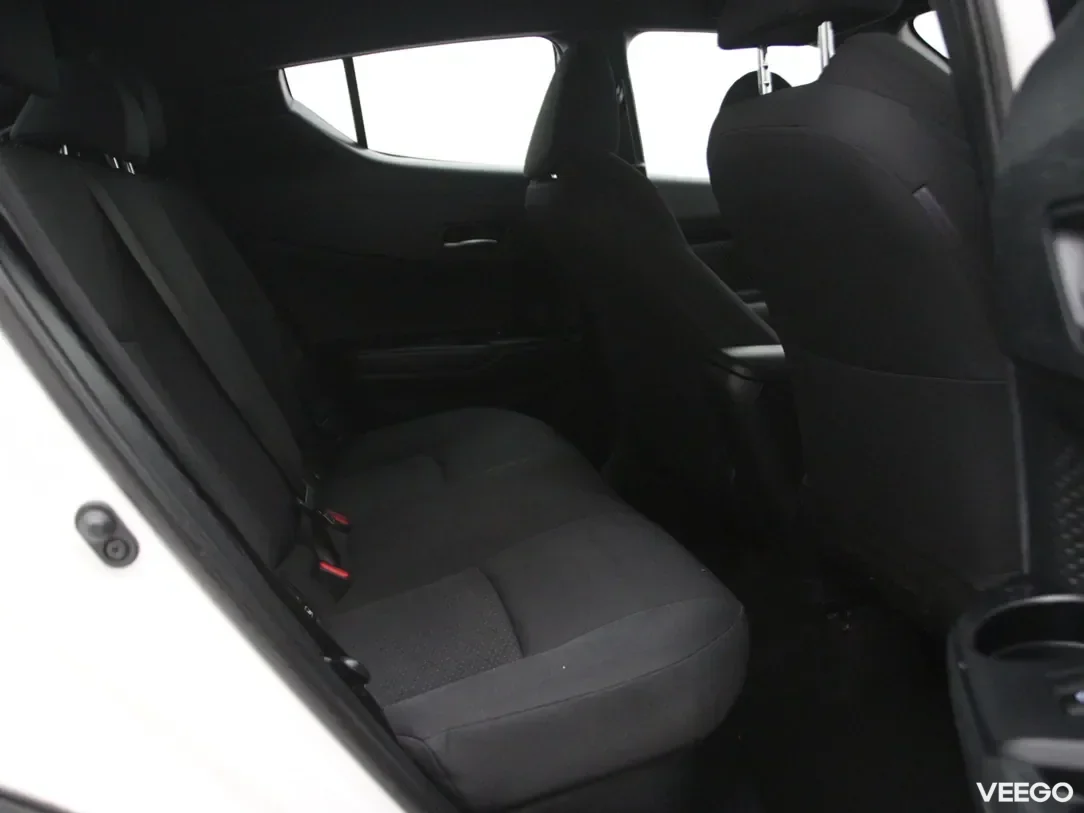 Toyota C-HR 1.8 90kW